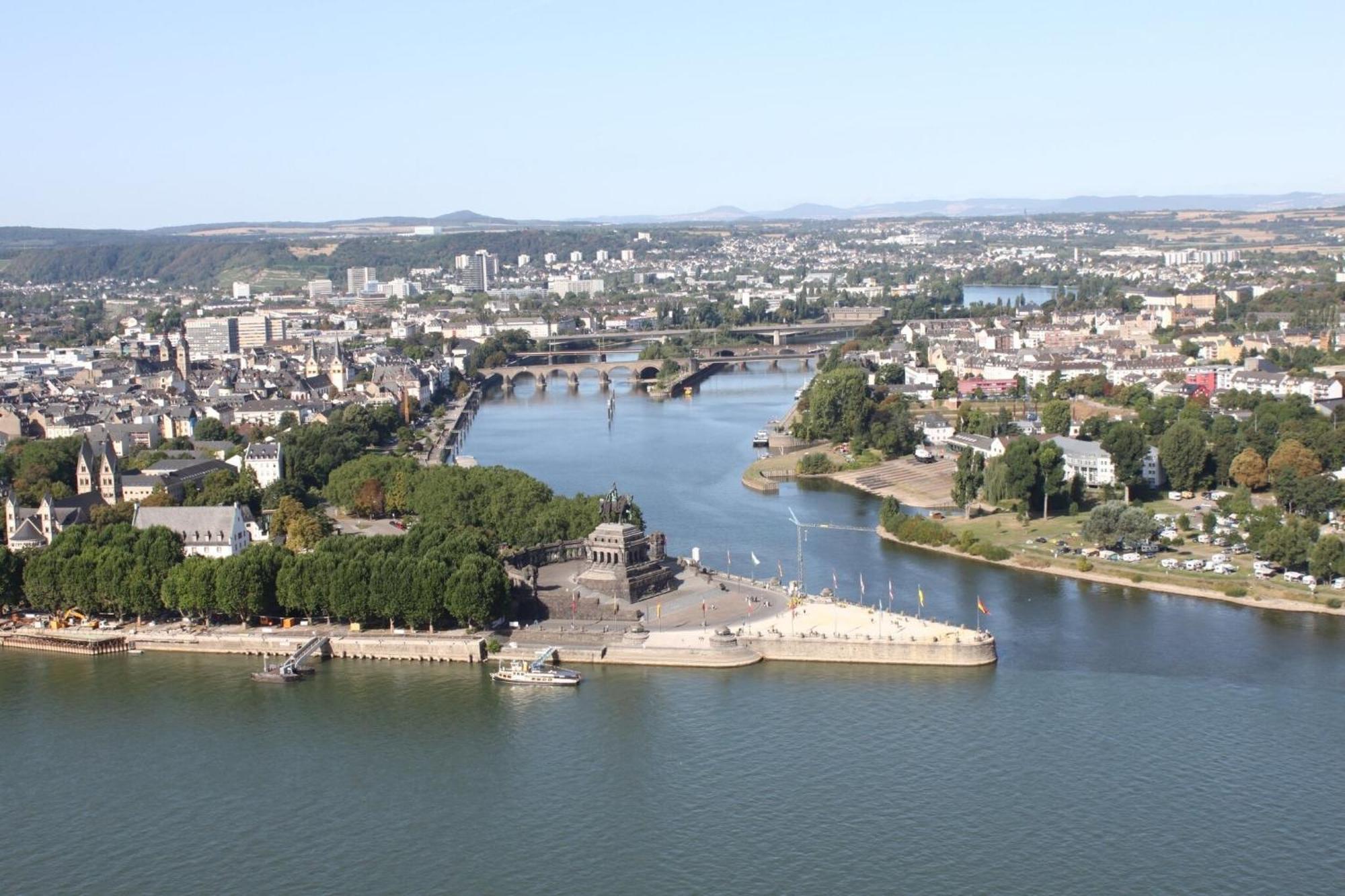 Rheinblick 4